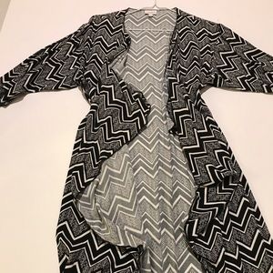 Lularoe Shirley Size small